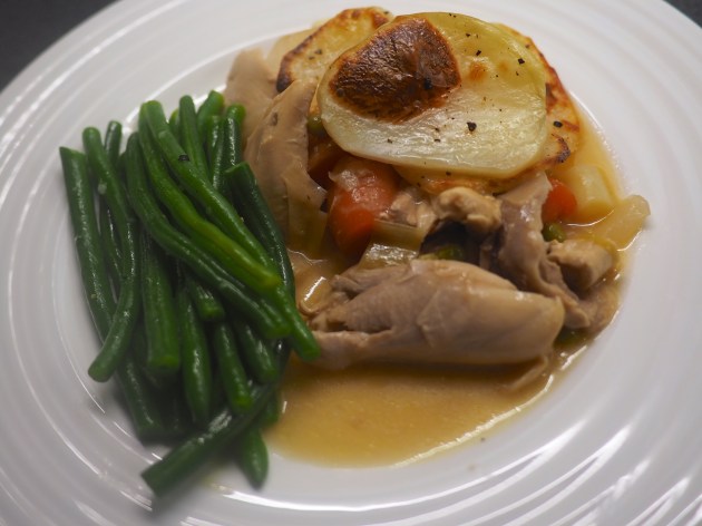 Chicken and vegetable hot pot